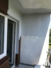 Balkon streichen mit Fasadenfarbe nach Impr&auml;gnierung_1